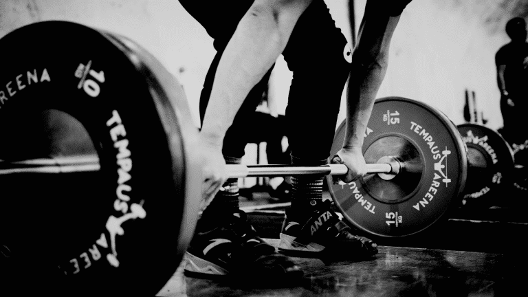 Etusivun tausta - mustavalkoinen_tempaus